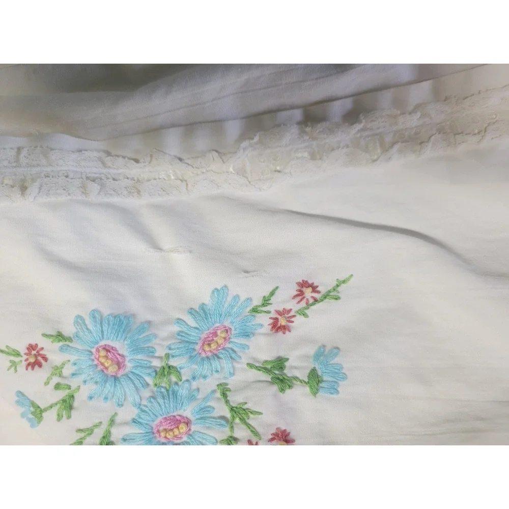 Vtg‎ 70s Embroidered hanging diaper holder Puppy Kitten Floral